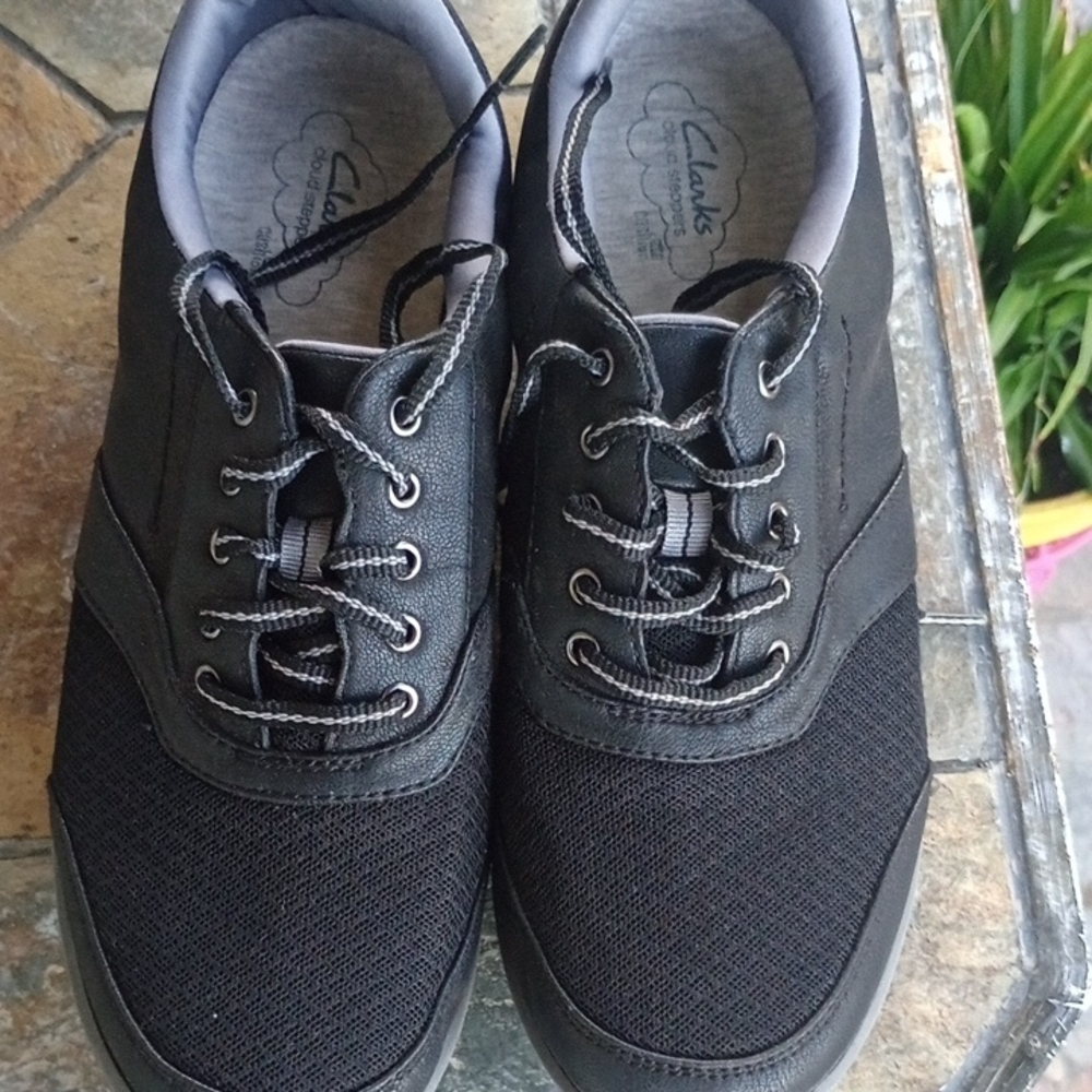 Clarks Men's Black and Gray Sneakers